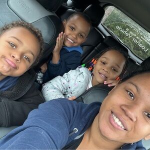 Meet your Posher, Anissa